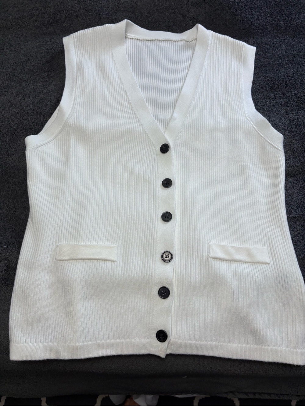 White Ribbed Button-Up Vest - Picture 2 of 3